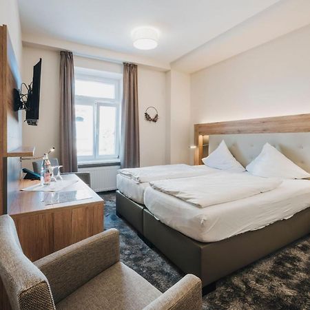 Hotel Restaurant Roemer Merzig Ngoại thất bức ảnh
