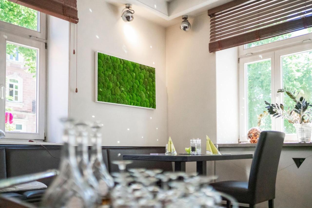 Hotel Restaurant Roemer Merzig Ngoại thất bức ảnh