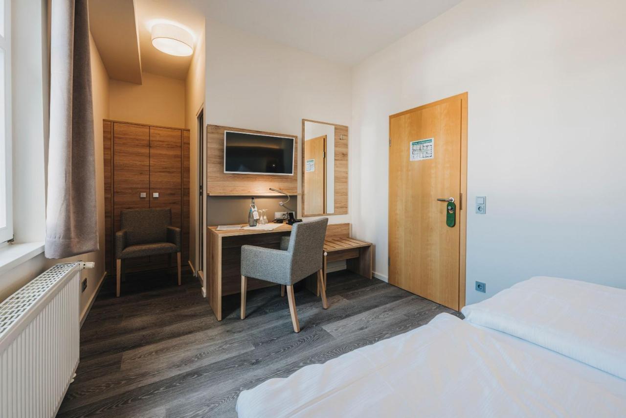 Hotel Restaurant Roemer Merzig Ngoại thất bức ảnh